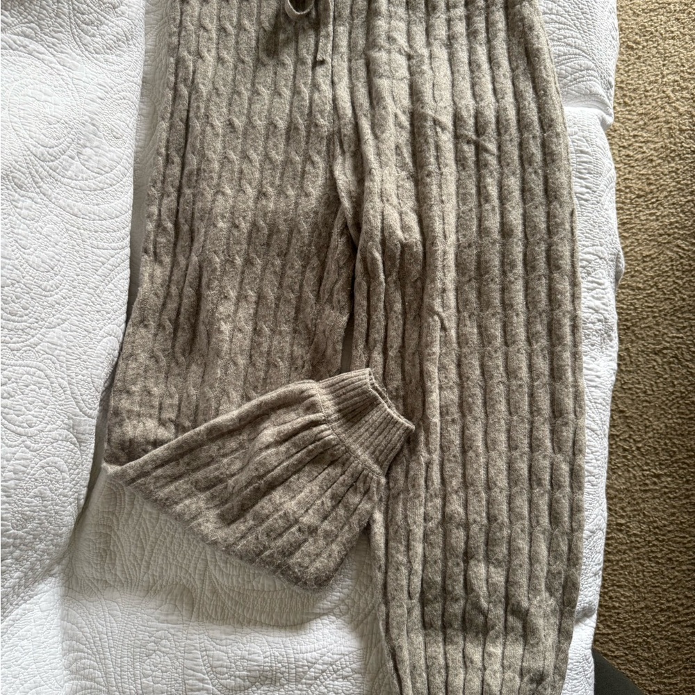 H&M Beige Sweater Ribbed Knit Lounge Pants